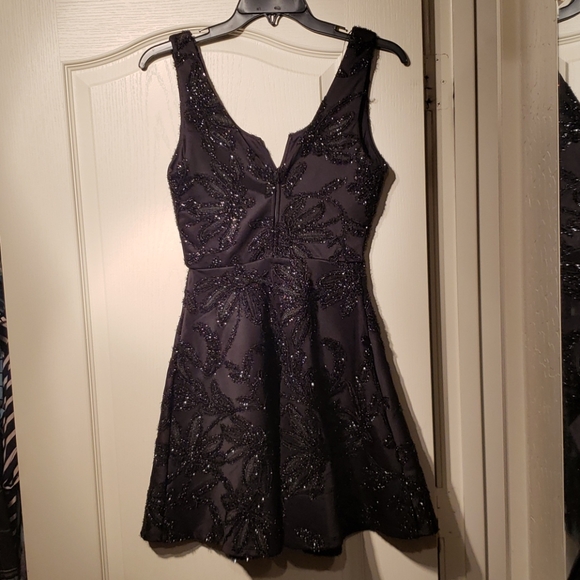 Francesca's Collection black short party dress - Picture 5 of 6